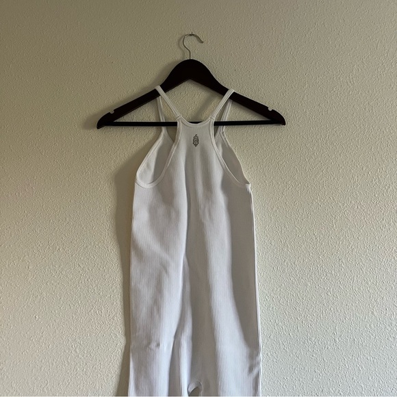 NWOT 🌺Free People Happiness Runs Ribbed Onsie /Jumpsuit in White Size M/L - Picture 10 of 13